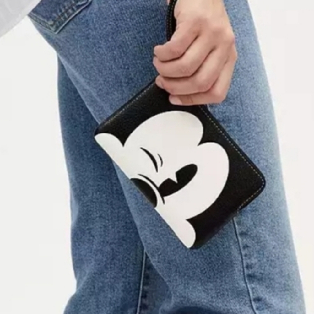 Disney x Coach Corner Zip Wristlet with Wink Mickey Mouse CN041 - Picture 4 of 7